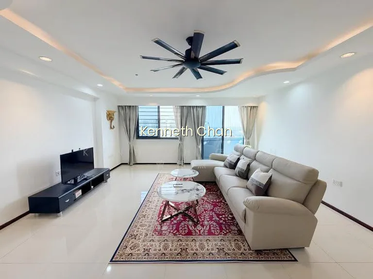 310C Punggol Walk image 1 of 10