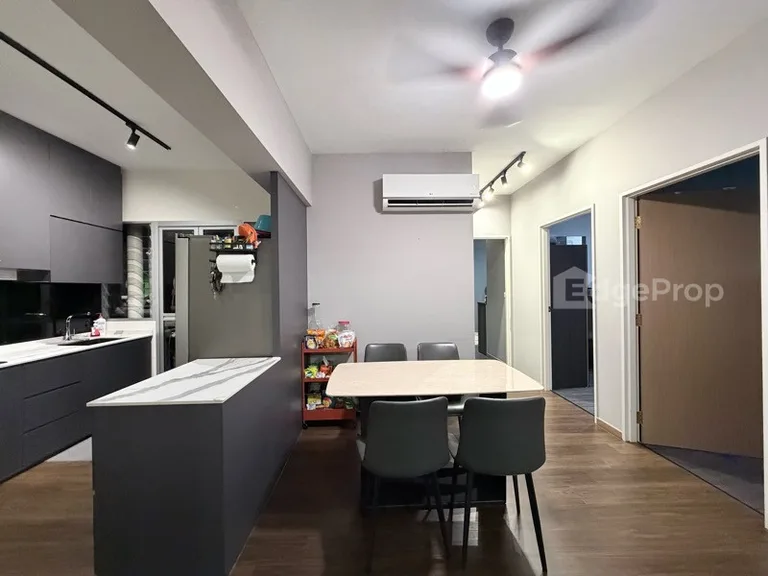 228A Punggol Field image 1 of 7
