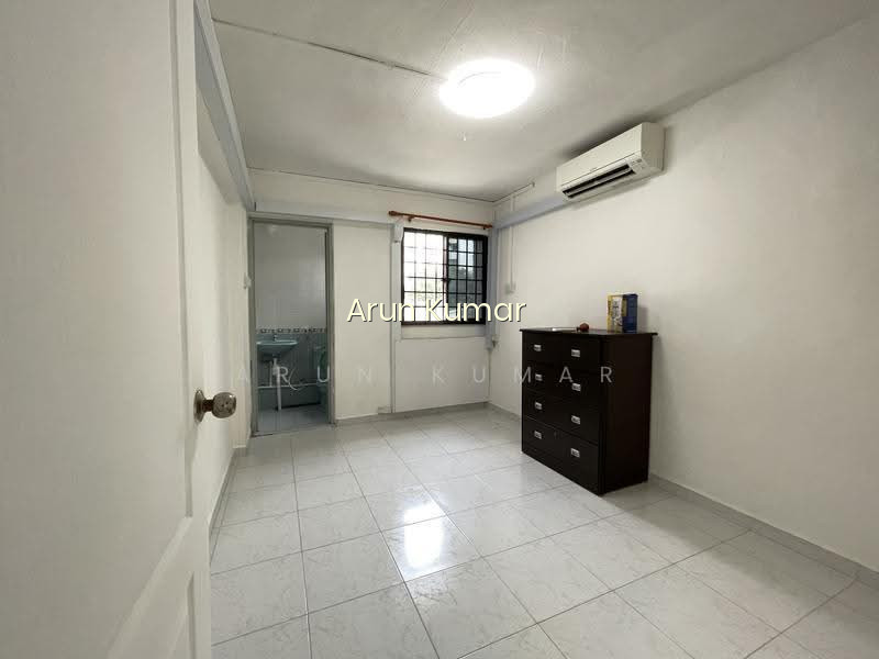 722 YISHUN STREET 71 image 1 of 10