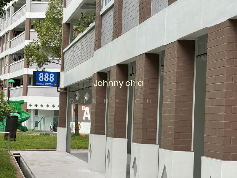 888 TAMPINES STREET 81 image 1 of 10