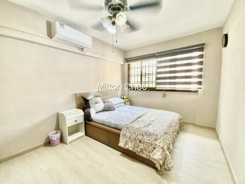 322 JURONG EAST STREET 31 image 1 of 10