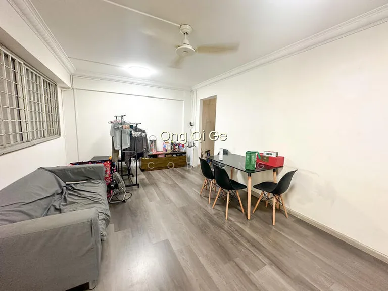 329 Yishun Ring Road image 1 of 10