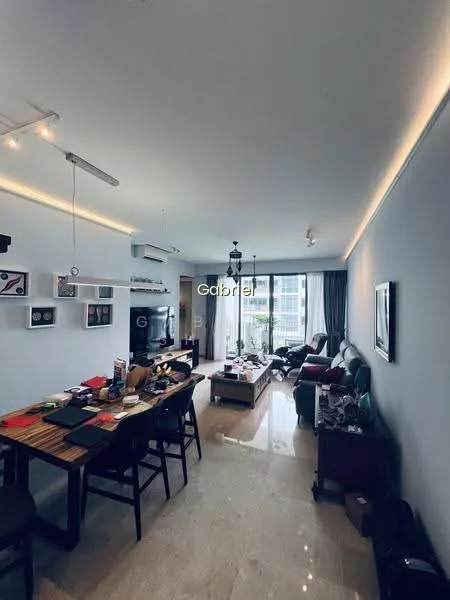 Stratum image 1 of 10