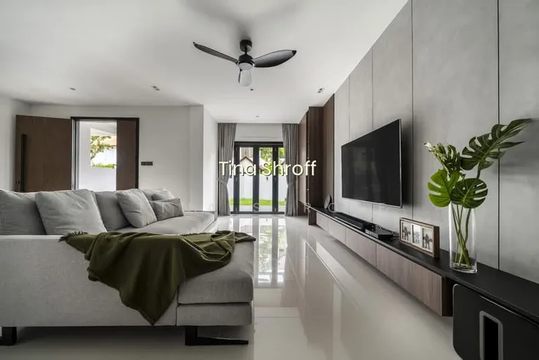 Yong Seng Estate image 1 of 10