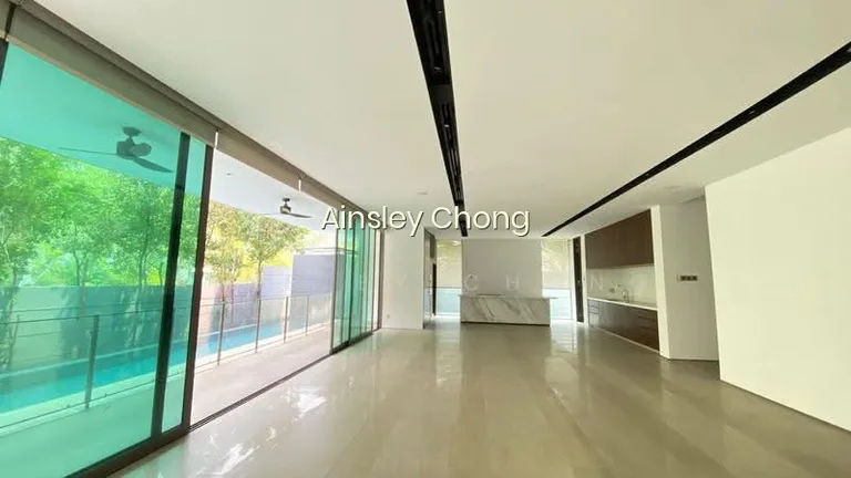 Renovated Ready to Move in Corner Terrace Within 8 Mins to Tanah Merah MRT image 1 of 10