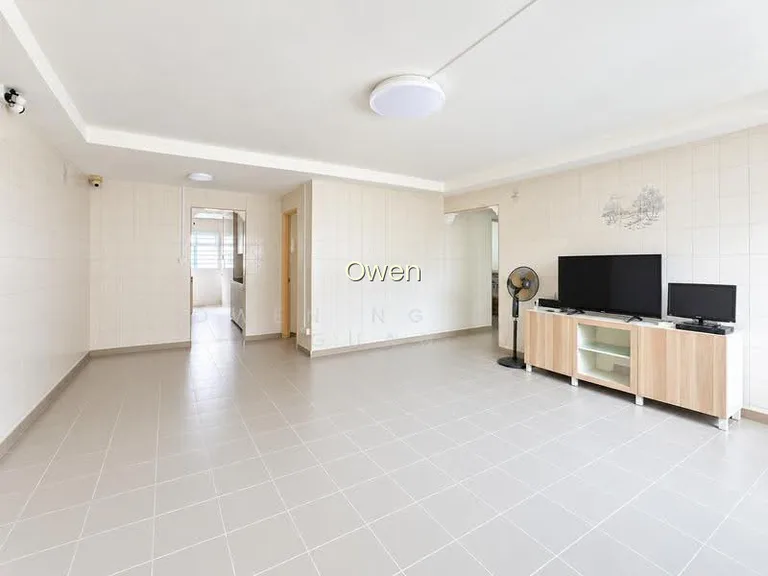 829 Yishun Street 81 image 1 of 10