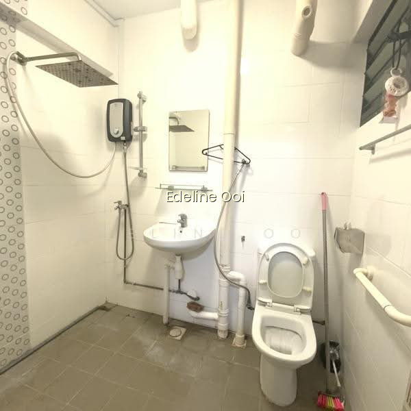 515 JURONG WEST STREET 52 image 1 of 8