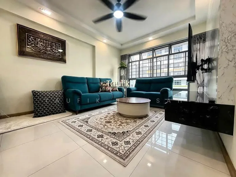 619A Tampines Street 61 image 1 of 8