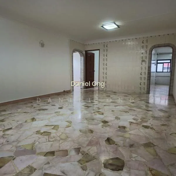 545 Jurong West Street 42 image 1 of 10