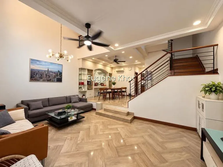 Super Rare! Spacious 3 Storey Terrace! Great Location! Convenient With Lots of Amenities! image 1 of 10
