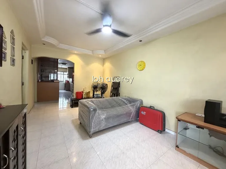 152 Woodlands Street 13 image 1 of 10