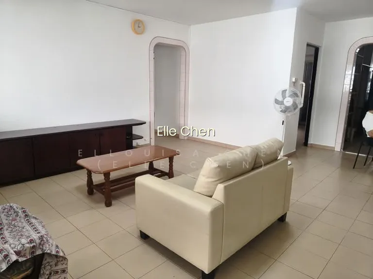 Bukit Panjang | Petir | Cashew HDB Flat image 1 of 10