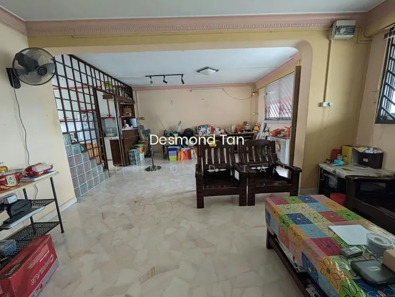 897 Tampines Street 81 image 1 of 10