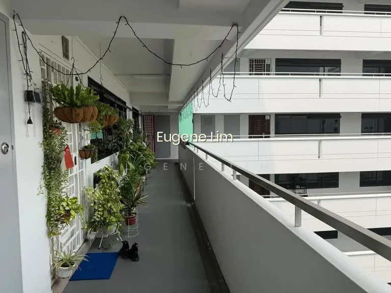5A Marsiling Drive image 1 of 8