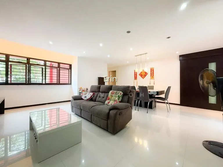 193 Rivervale Drive image 1 of 10