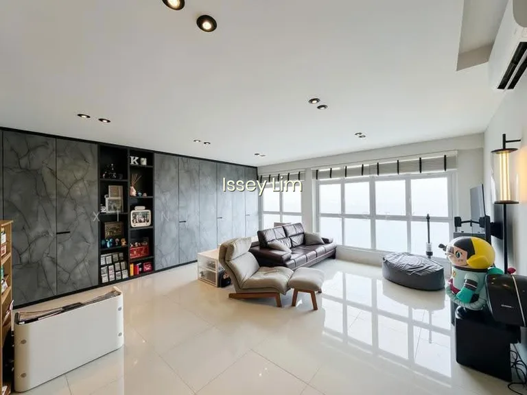 422B Northshore Drive image 1 of 10