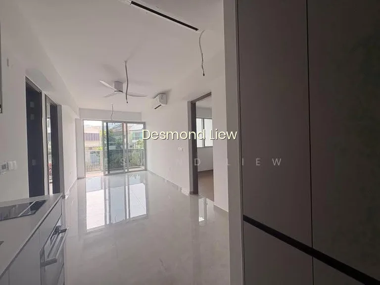 Grand Dunman image 1 of 10