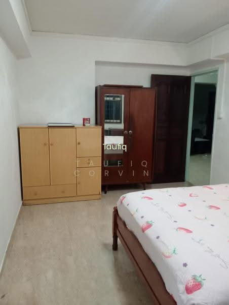 244 SIMEI STREET 5 image 1 of 8