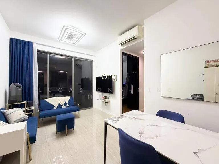 Stratum image 1 of 10