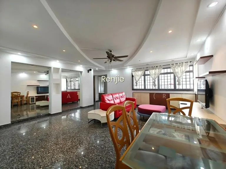 684A Choa Chu Kang Crescent image 1 of 10