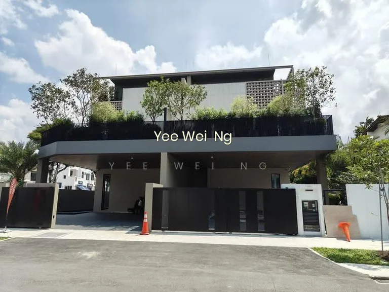 Hillcrest Watten｜学区洋房 8321.8433 image 1 of 10