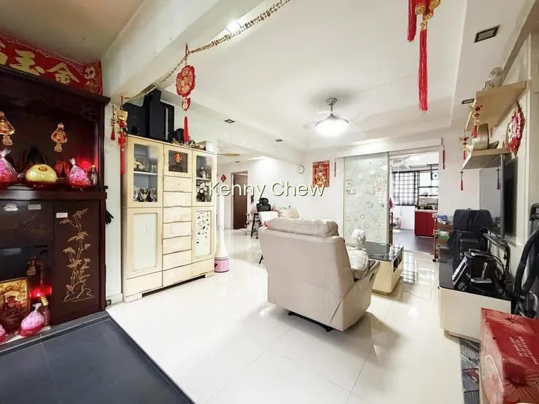 824 Jurong West Street 81 image 1 of 10