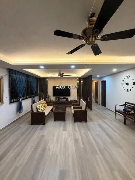 161 Yung Ping Road image 1 of 7