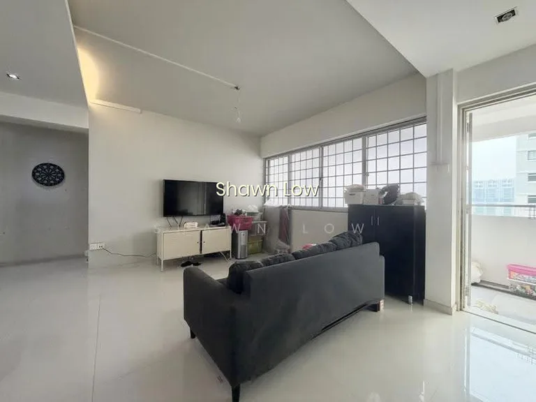 768 Pasir Ris Street 71 image 1 of 7