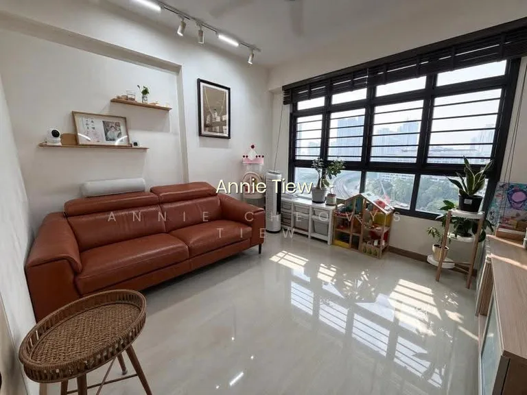 464A Clementi Avenue 1 image 1 of 10