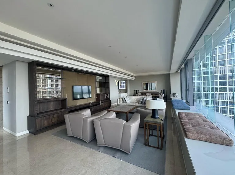Ardmore Residence image 1 of 10