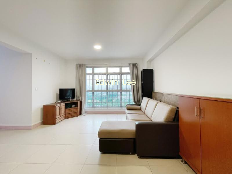 22 TEBAN GARDENS ROAD image 1 of 10