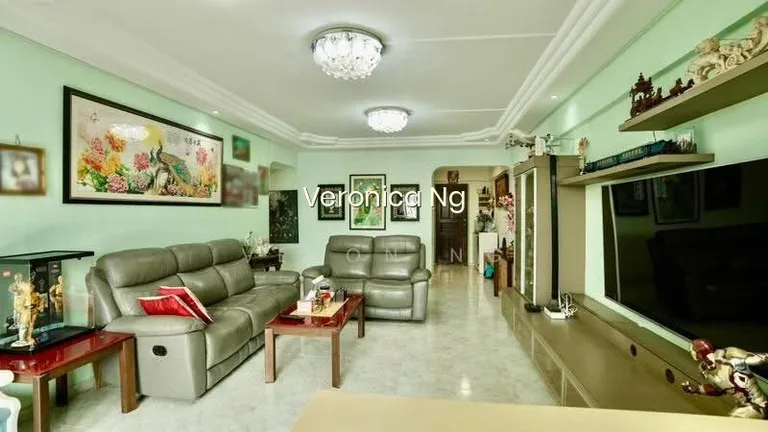 426 Tampines Street 41 image 1 of 10