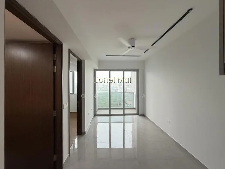 Grand Dunman image 1 of 10