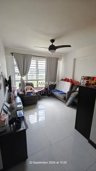 785C Woodlands Rise image 1 of 5