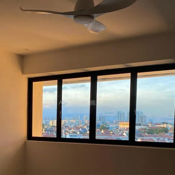 310 Serangoon Avenue 2 image 1 of 10