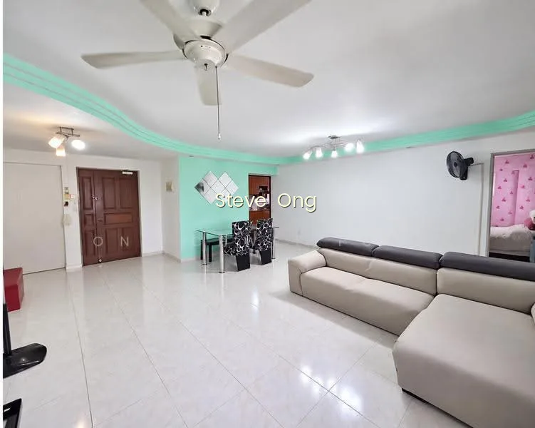 295A Compassvale Crescent image 1 of 10