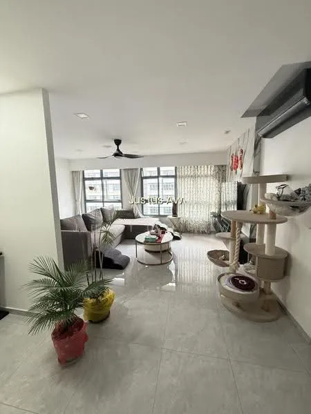 626A Tampines Street 61 image 1 of 8