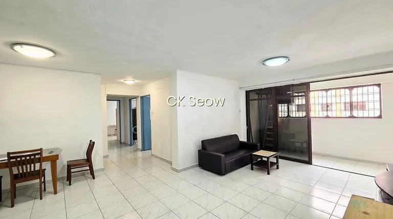 674 Choa Chu Kang Crescent image 1 of 10