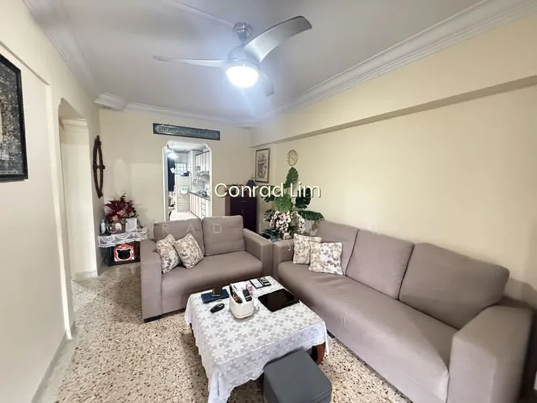 22 Marsiling Drive image 1 of 10