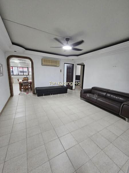 935 Tampines Street 91 image 1 of 10