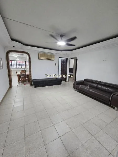 935 Tampines Street 91 image 1 of 10
