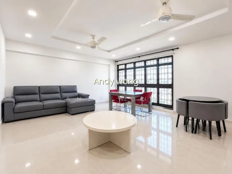 261B Sengkang East Way image 1 of 4