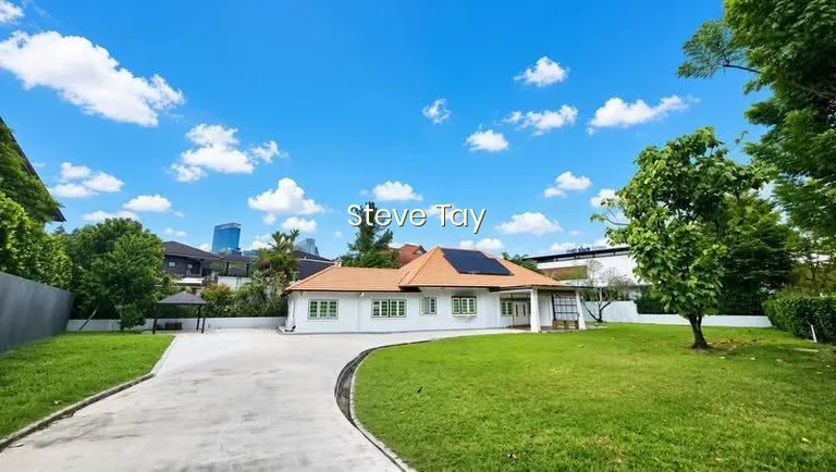 Exceptional Invest & Rebuild Potential | 50M Front. Coveted Locale, 1KM Acs, Scgs, Sji. Nxt Orchard image 1 of 4