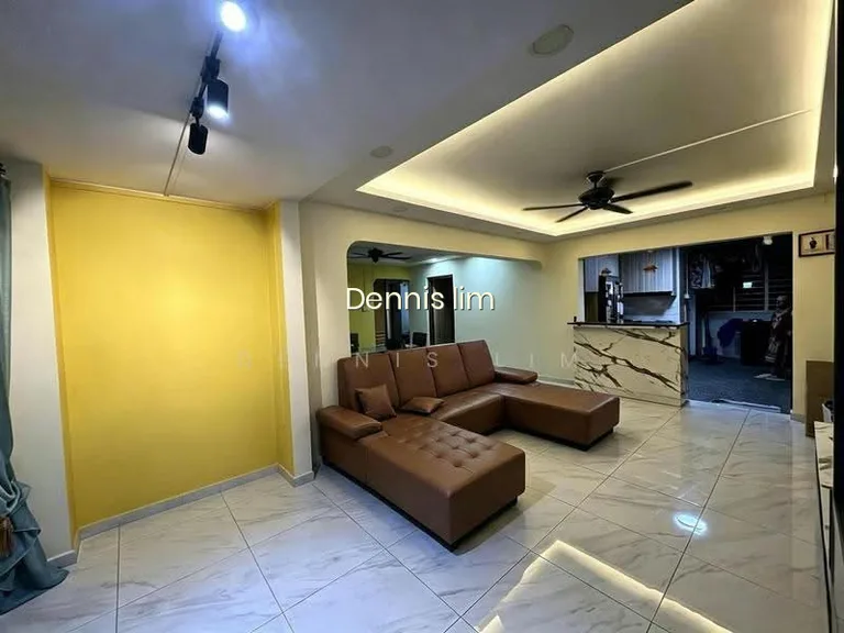 748 Jurong West Street 73 image 1 of 10
