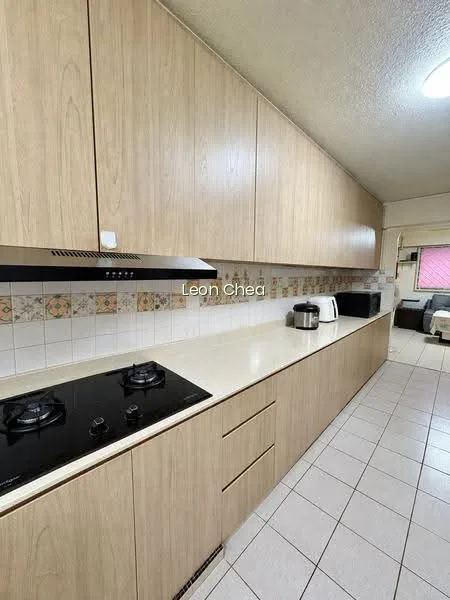 868 Yishun Street 81 image 1 of 10