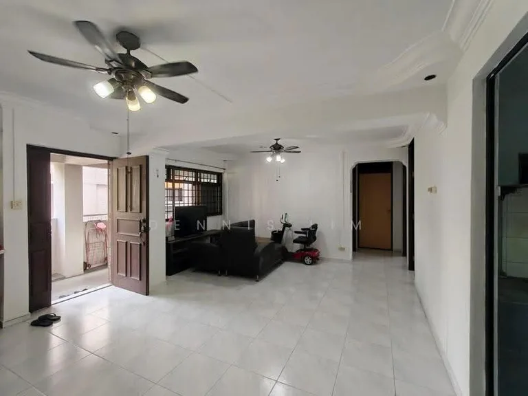 894D Woodlands Drive 50 image 1 of 7