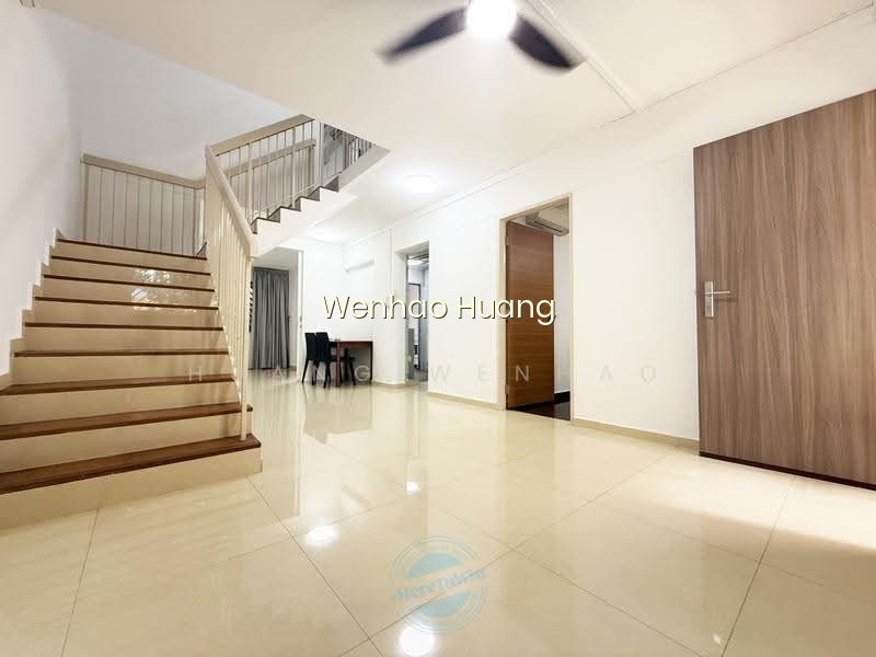 15 Toh Yi Drive image 1 of 10