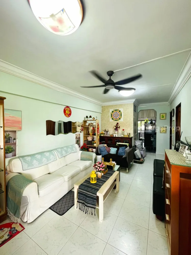 118 Yishun Ring Road image 1 of 10