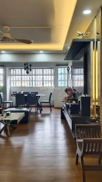 147 Tampines Avenue 5 image 1 of 10