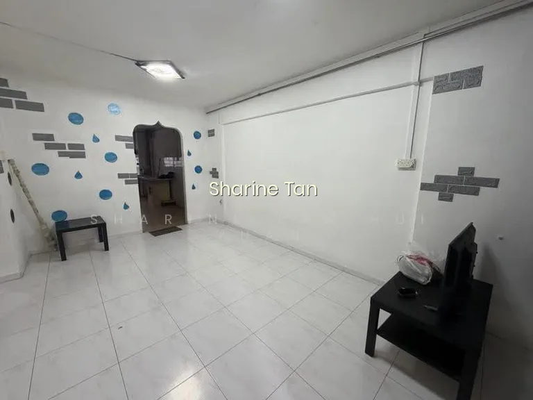 503 Bukit Batok Street 52 image 1 of 10